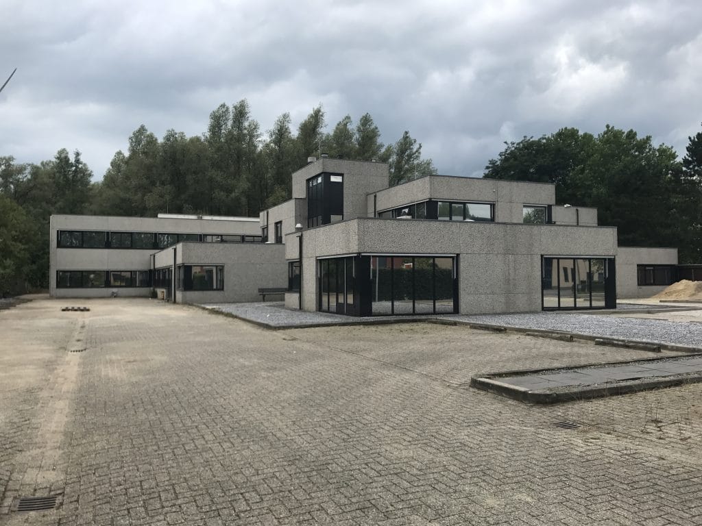 UV-werende folie Aram Holding Deventer